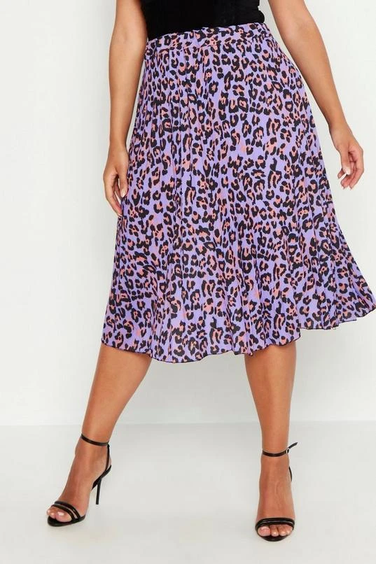 BOOHOO Plus Leopard Print Pleated Midi Skirt 4 BOOHOO Plus Leopard Print Pleated Midi Skirt - Image 4
