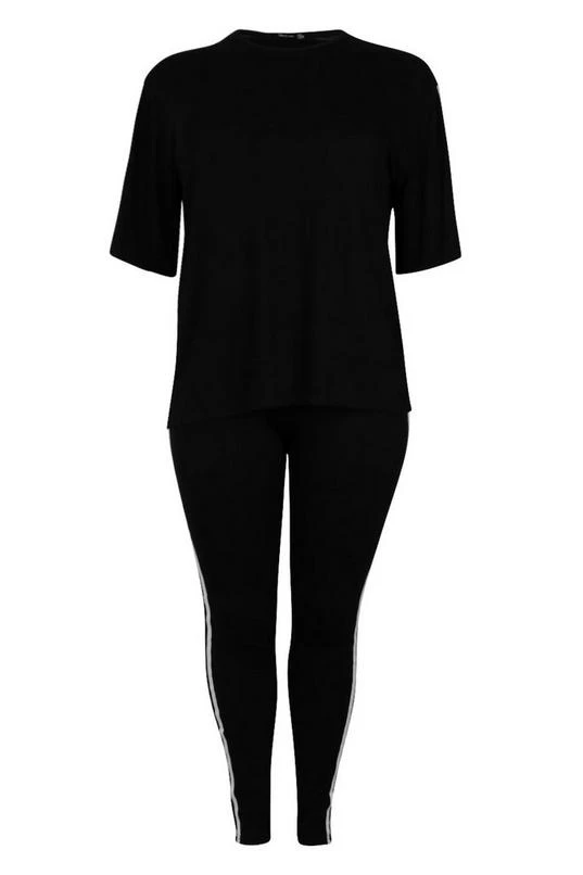 BOOHOO Plus Stripe Short Sleeve Loungewear Set 3 BOOHOO Plus Stripe Short Sleeve Loungewear Set - Image 3