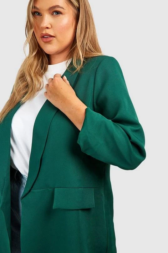 BOOHOO Plus Ruched Sleeve Lapel Detail Blazer 4 BOOHOO Plus Ruched Sleeve Lapel Detail Blazer - Image 4