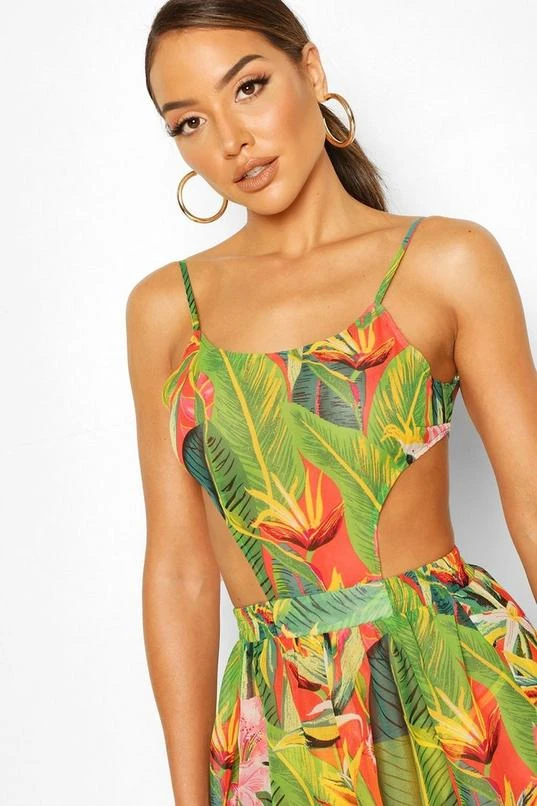 BOOHOO Tropicana Cut Out Maxi Beach Dress 4 BOOHOO Tropicana Cut Out Maxi Beach Dress - Image 4